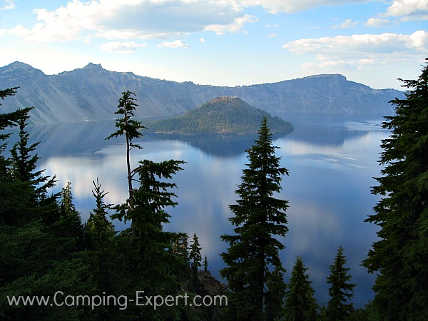 wizard island at crater lake